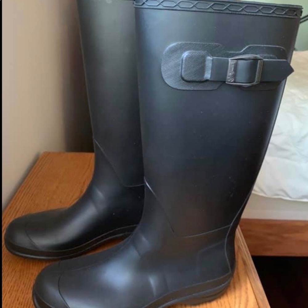 Rain boots